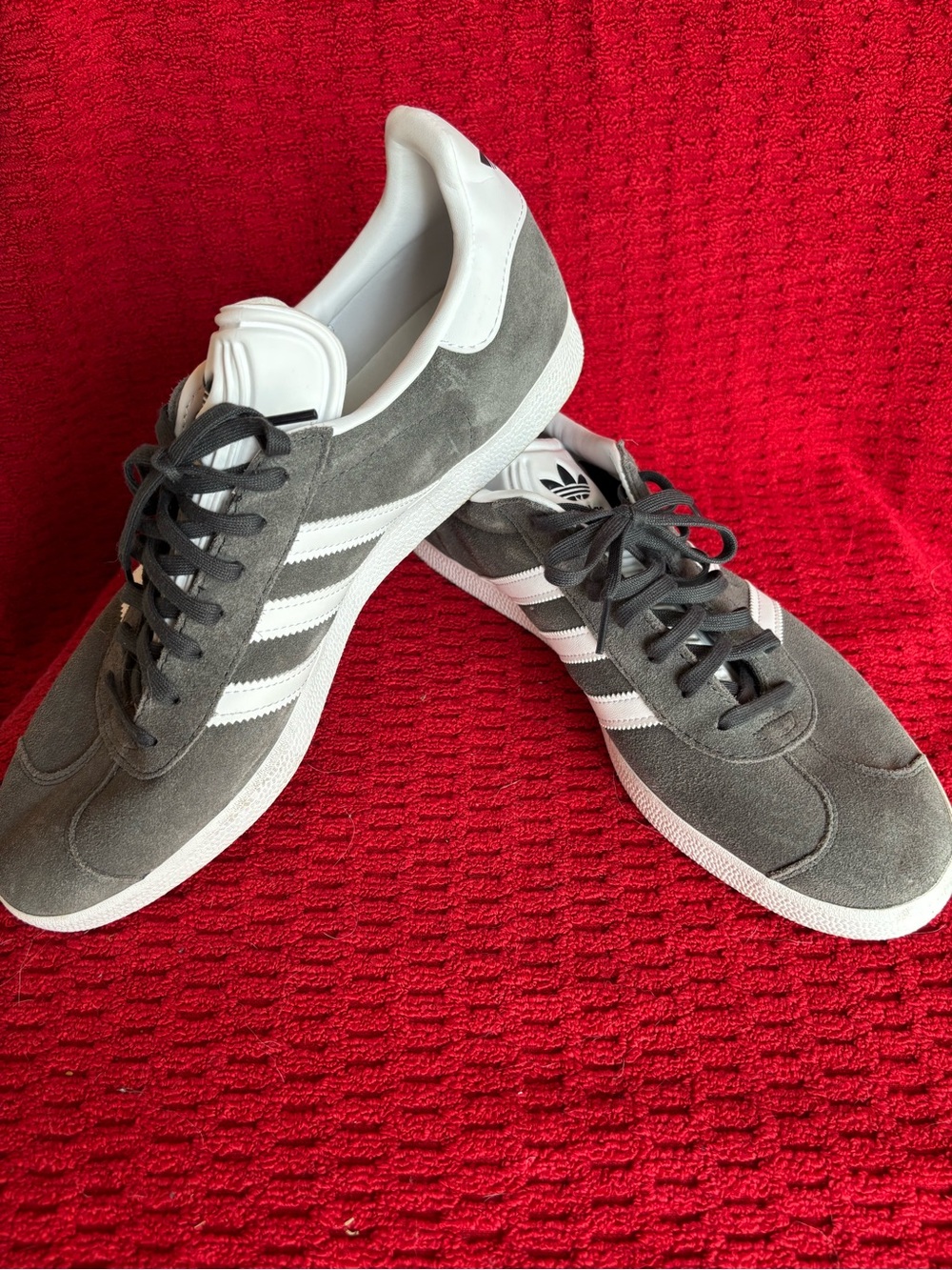 adidas Men’s Gray Suede Sneakers with White Stripes- NWOT